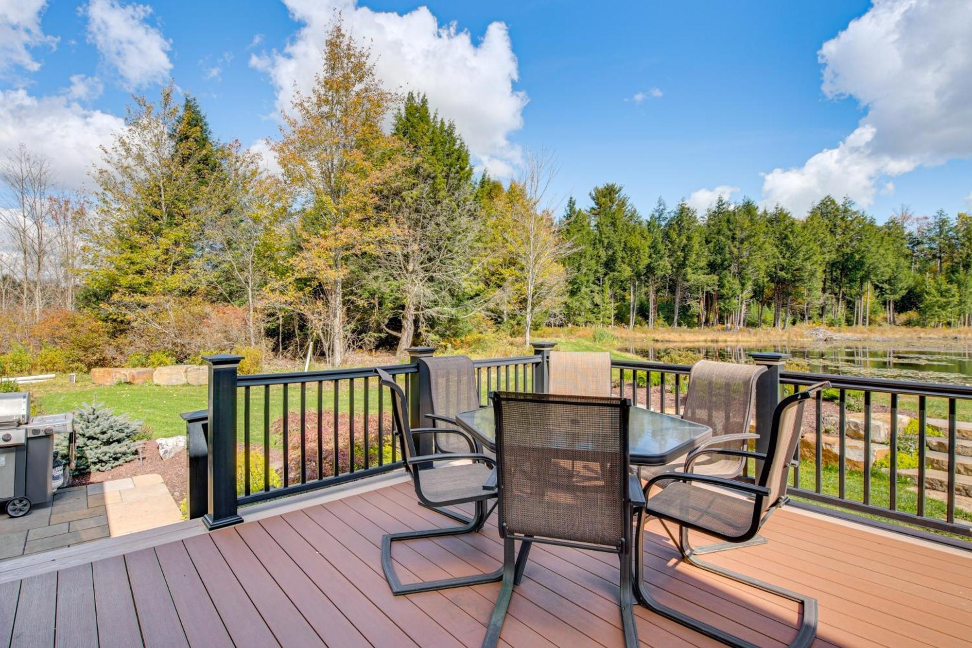 Holiday home Spacious And Secluded Fire Pit